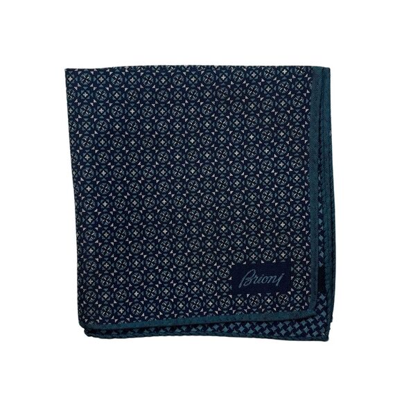 5-62 BRIONI Pocket Square 100% Silk Blue - Picture 1 of 6